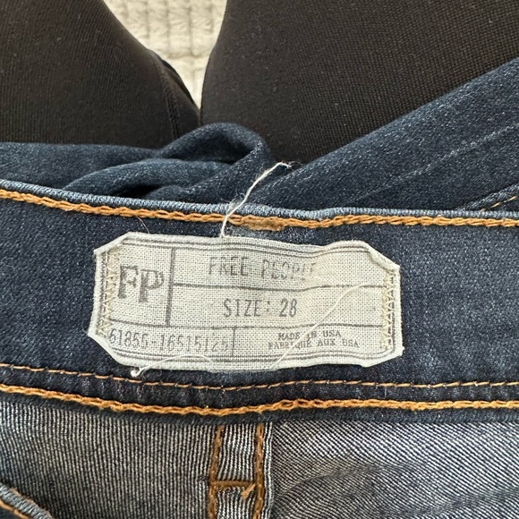 Free People Dark Wash Skinny Jeans - Picture 4 of 4